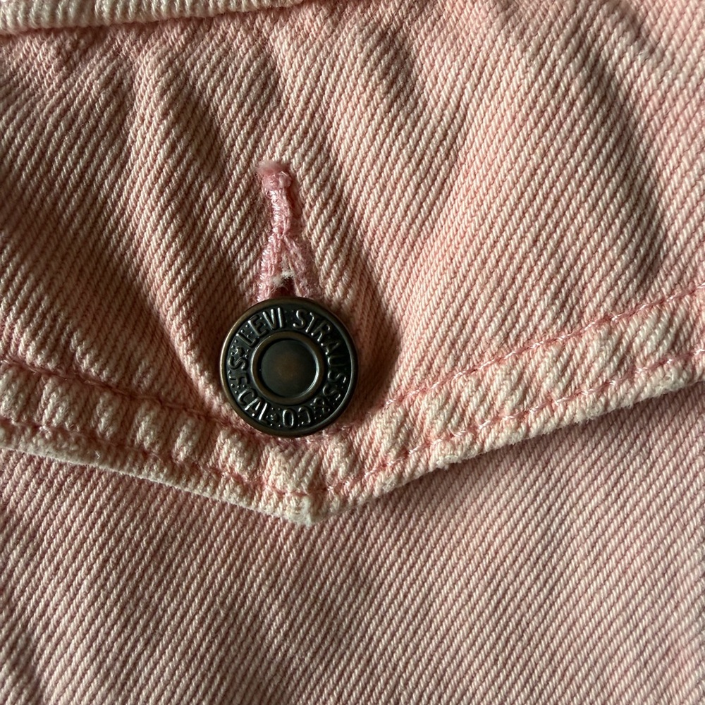 LEVI’s Original Puff Sleeve Trucker Jacket - Picture 11 of 12